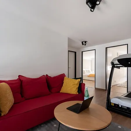 Apartmán Spacious Near Karlin Square *