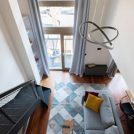 Spacious Family With Balcony I Metro I Karlin