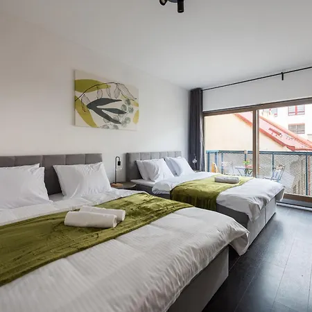 Lejlighed Spacious Family With Balcony I Metro I Karlin Prag