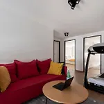 Appartamento Spacious Near Karlin Square *